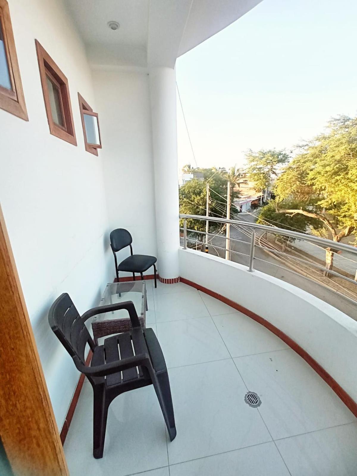 Deluxe Hotel Talara - A 5 Minutos Del Aeropuerto Y Plaza De Armas Exterior photo